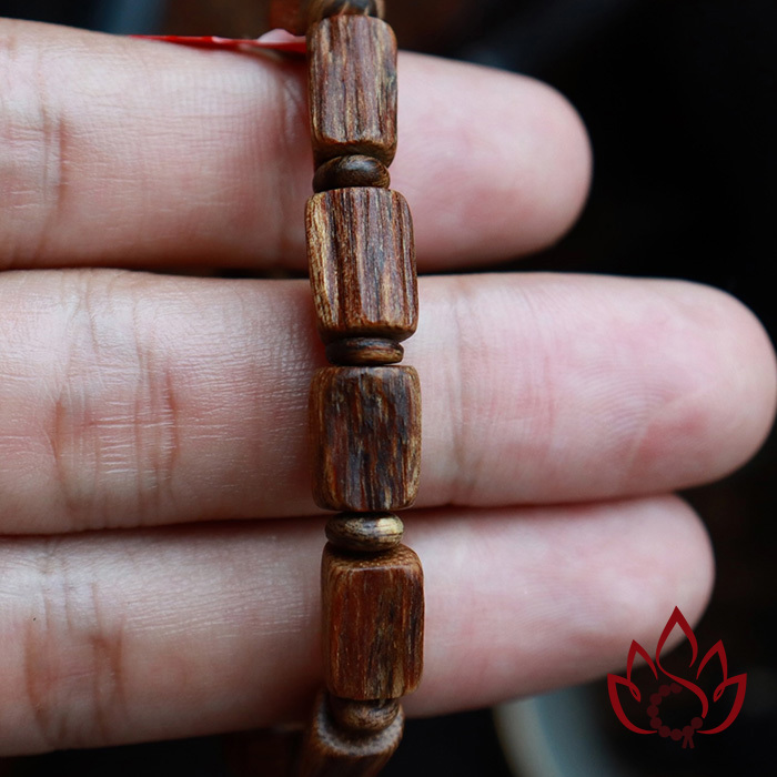 Vòng Trầm Hương Trúc Thô | Trầm Kiến Tự Nhiên Lâu Năm